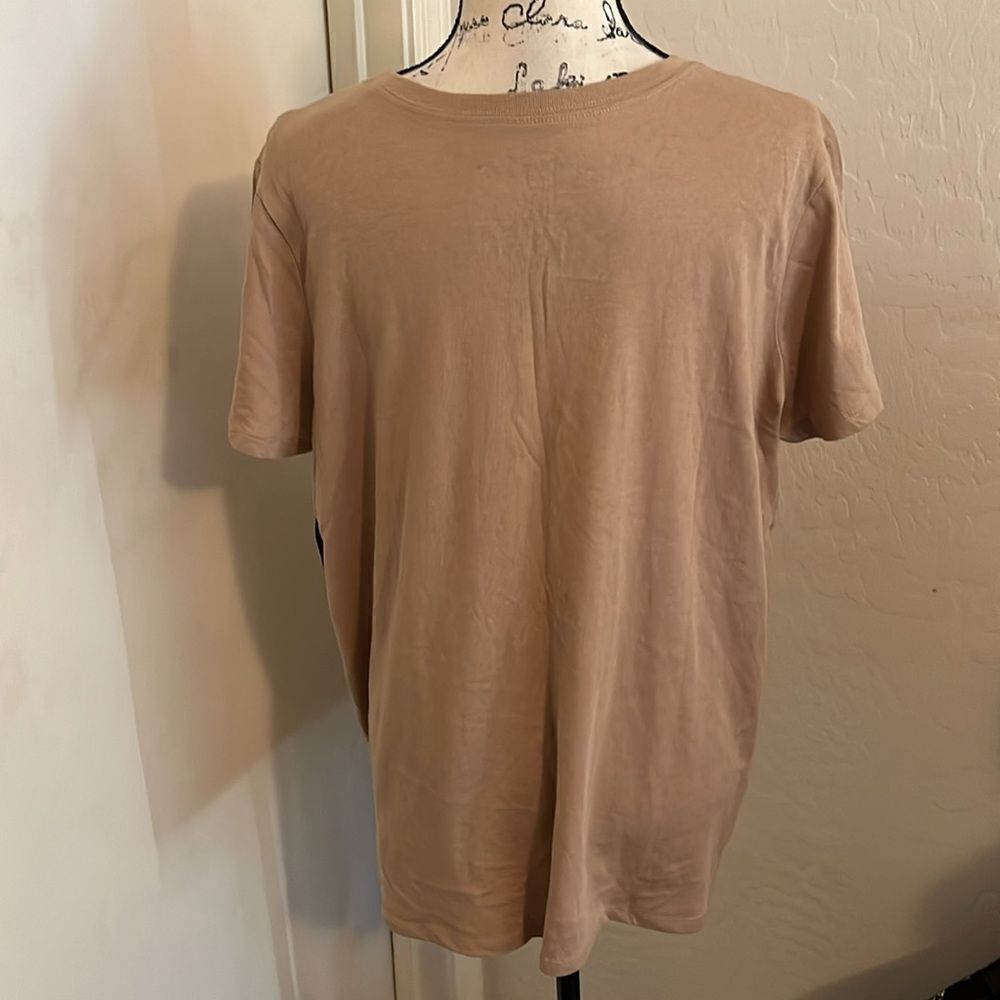Torrid The Rolling Stones Tan Distressed Lip Graphic Shirt Modern Music Boho - Picture 5 of 10